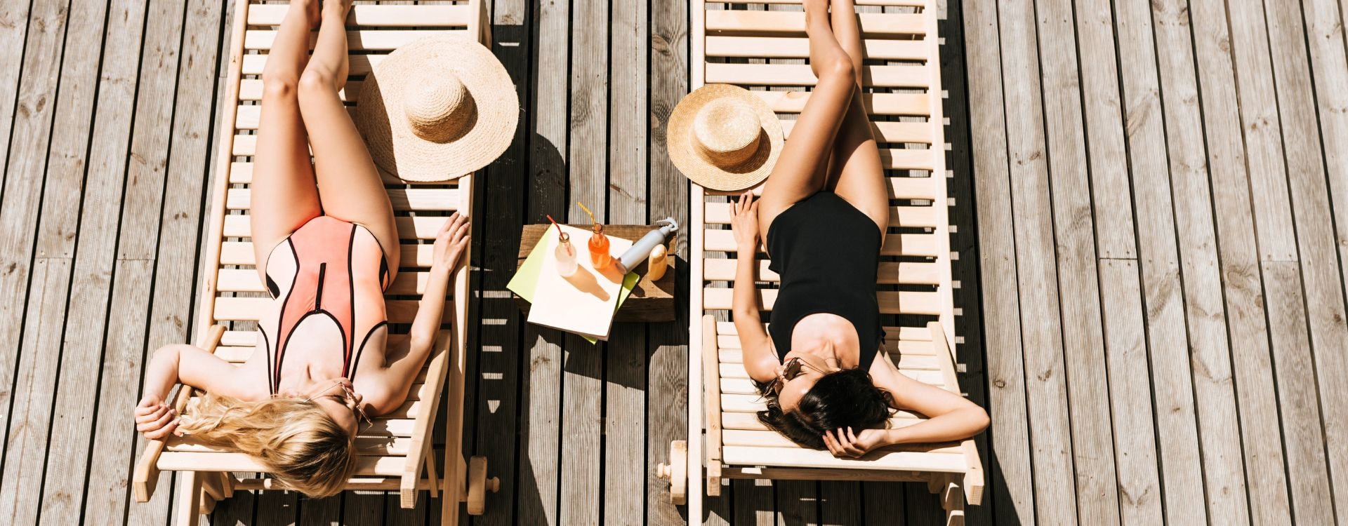 Comment bronzer plus vite : les bons gestes pour préparer sa peau